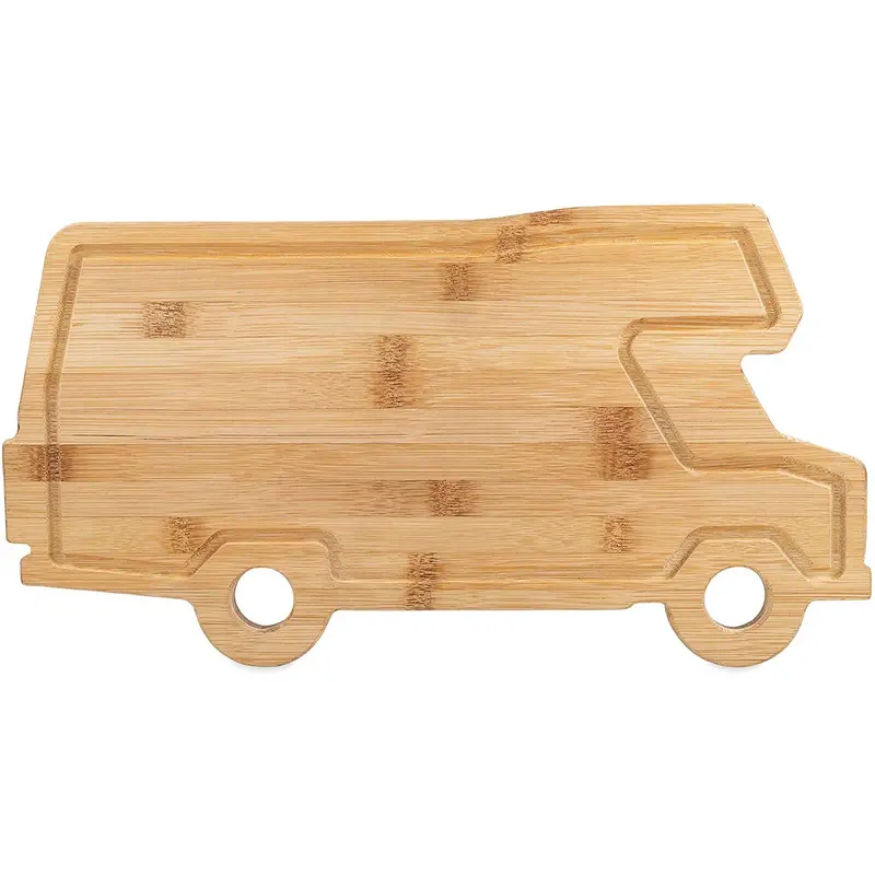 Camco Retro-Style Wooden Cutting Board – Compact Kitchen Essential 1