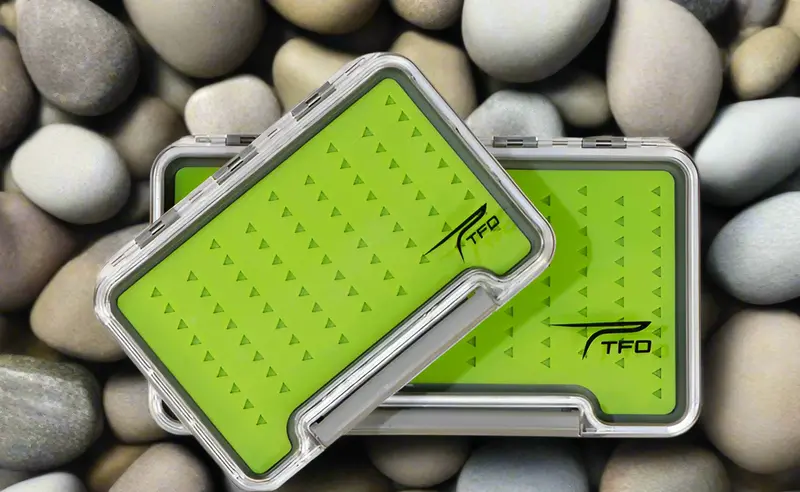 Single-Sided Waterproof Slit Silicone Fly Box – Compact Storage 1